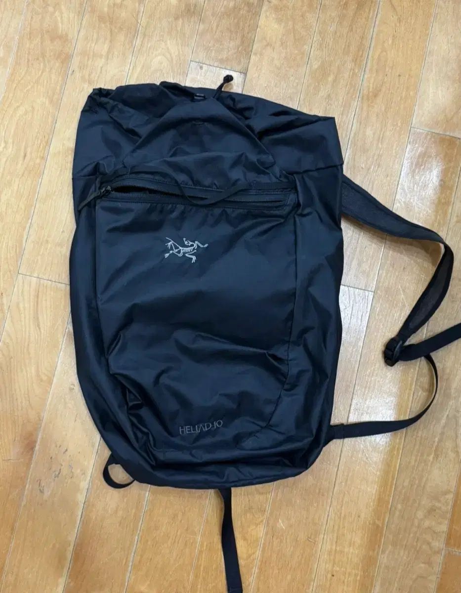 アークテリクス ヒリアド 10 ブラック バックパック