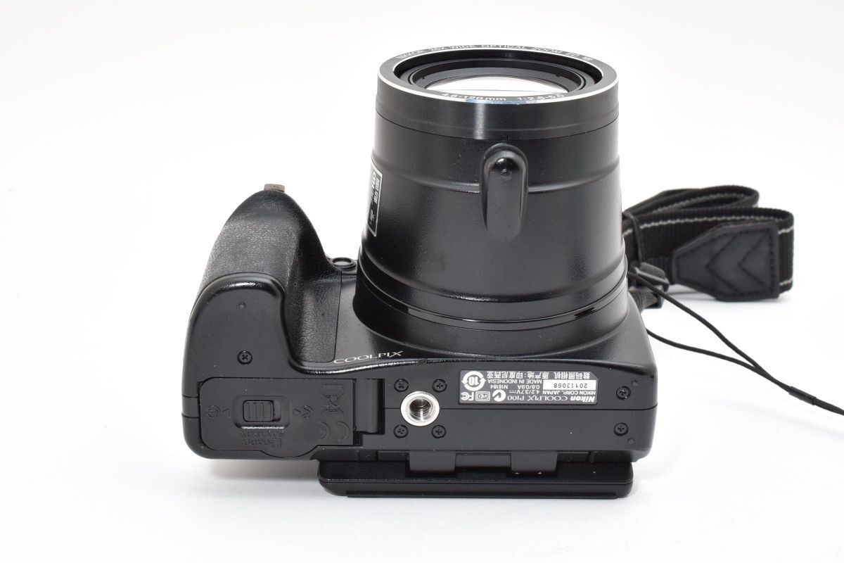 デジタルカメラ ブラック