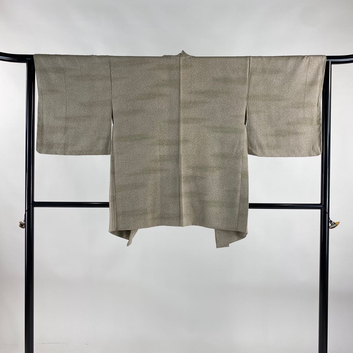 羽織 身丈76.5cm 裄丈63.5cm S 霞 幾何学模様 灰茶 正絹 秀品