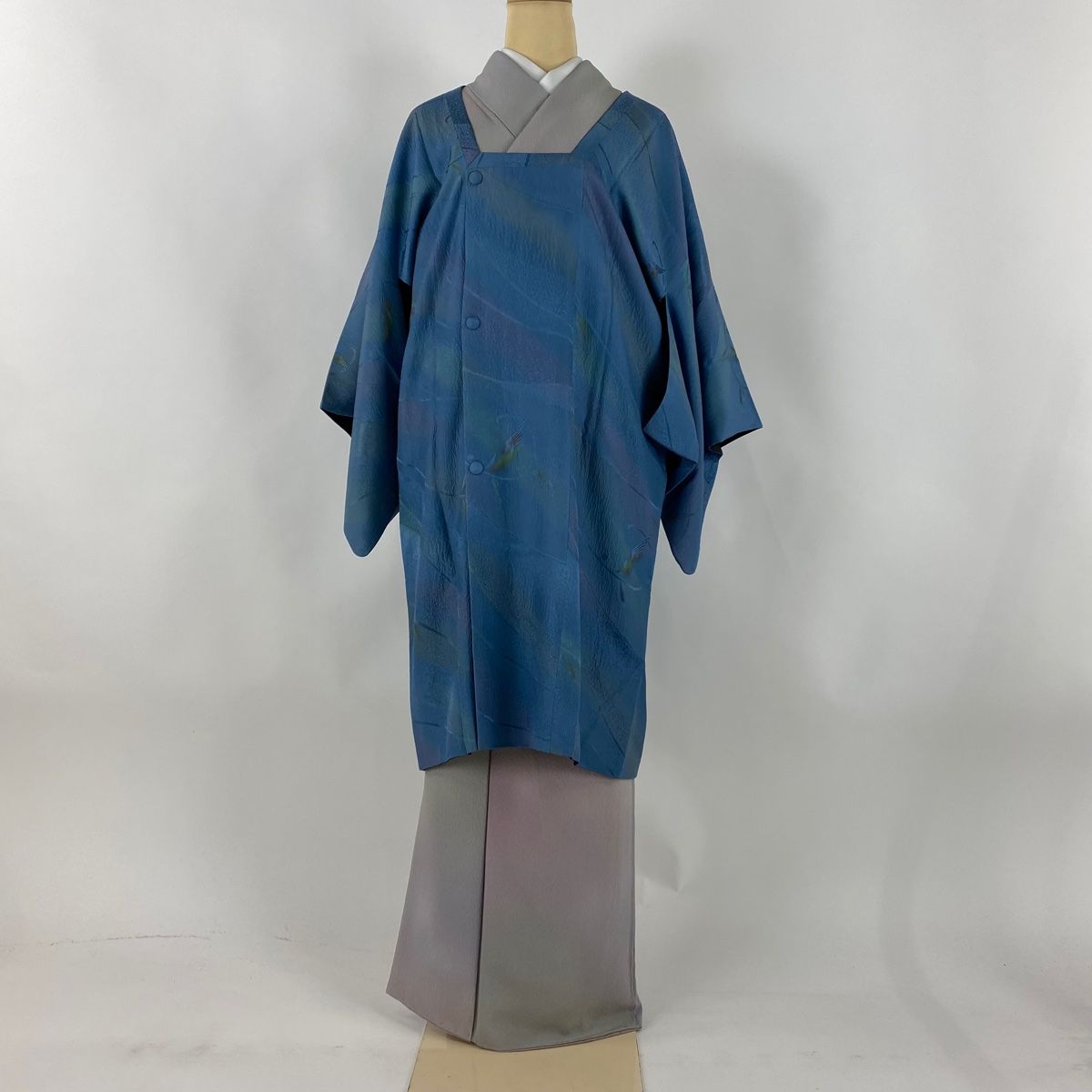 道行 身丈98.5cm 裄丈61.5cm S 和装コート 角衿 唐草 ぼかし 青灰色 正絹 秀品