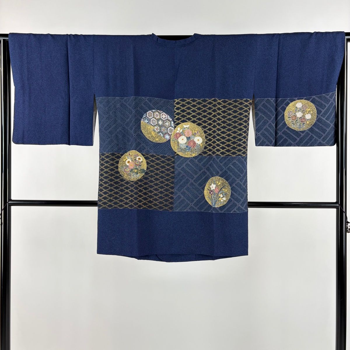 道行 身丈85.5cm 裄丈65cm M 松井青々 和装コート 角衿 落款 草花 丸紋 金彩 濃紺 正絹 名品