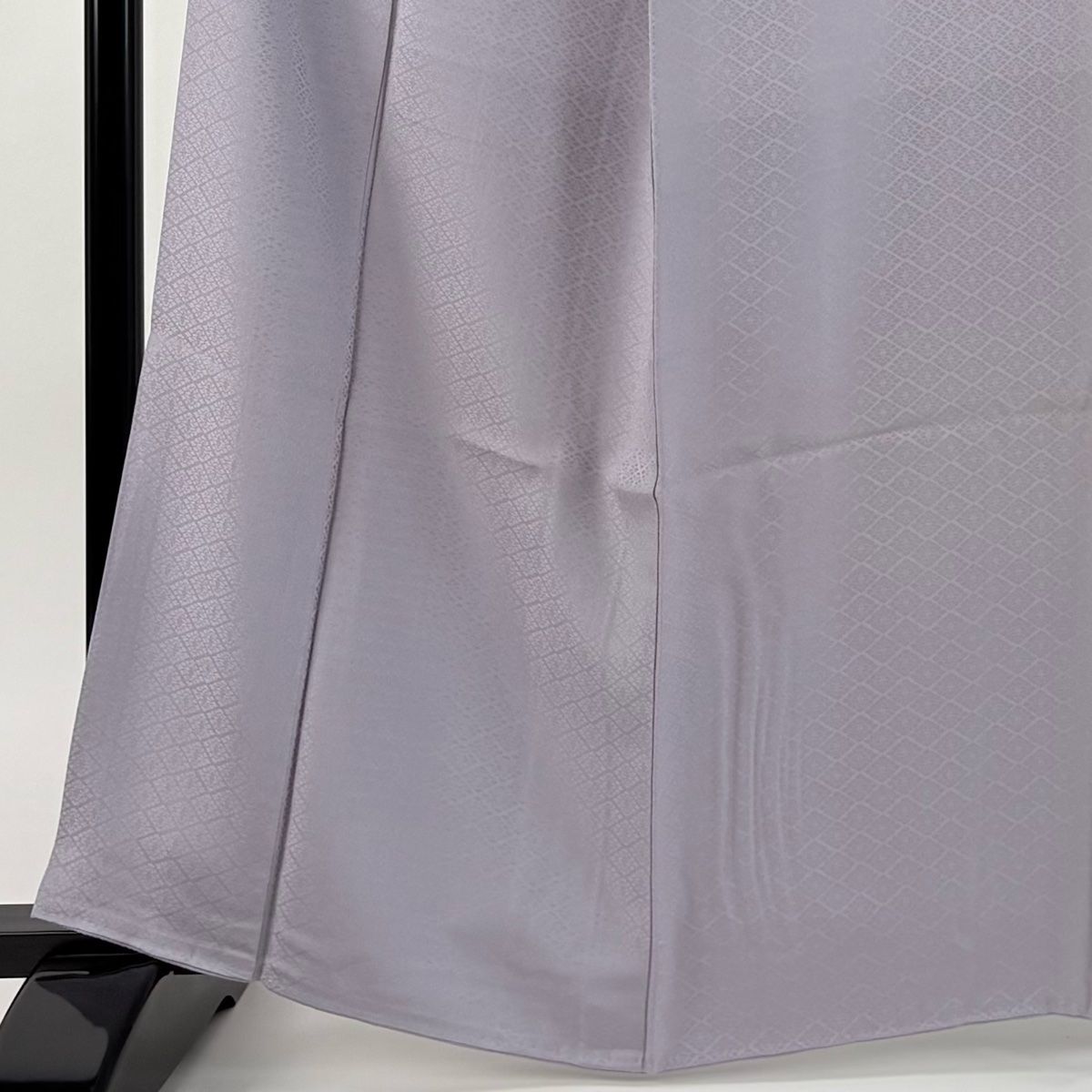 色無地 身丈161.5cm 裄丈67cm M 袷 地紋 薄紫 正絹 名品 一つ紋