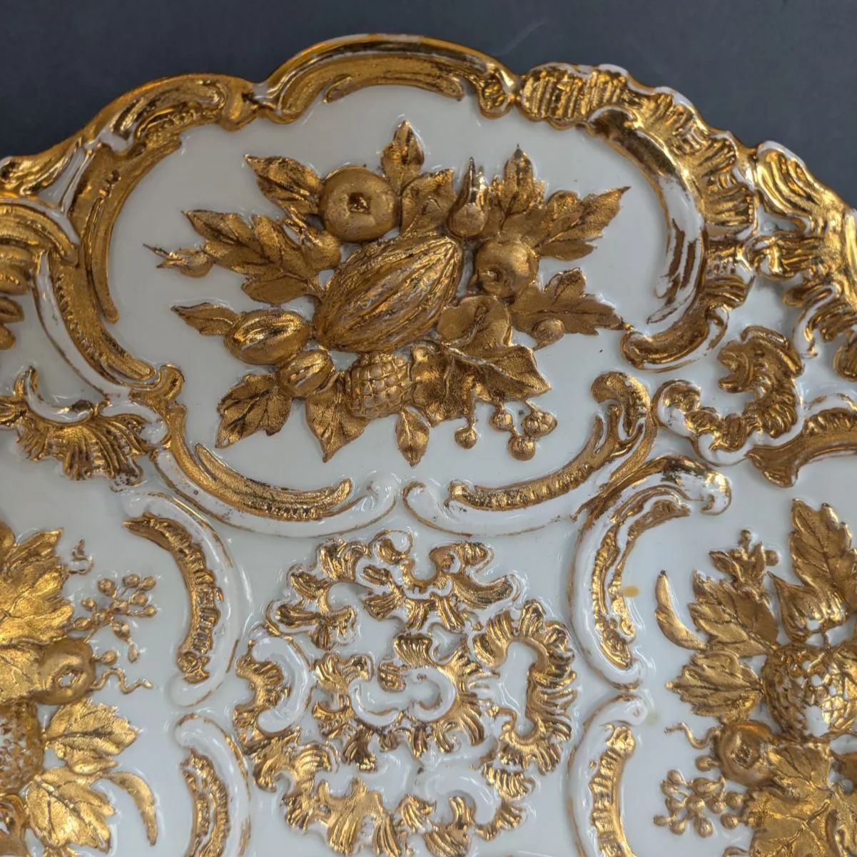 23cm マイセン MEISSENゴールドレリーフ キャビネットプレート ロココ