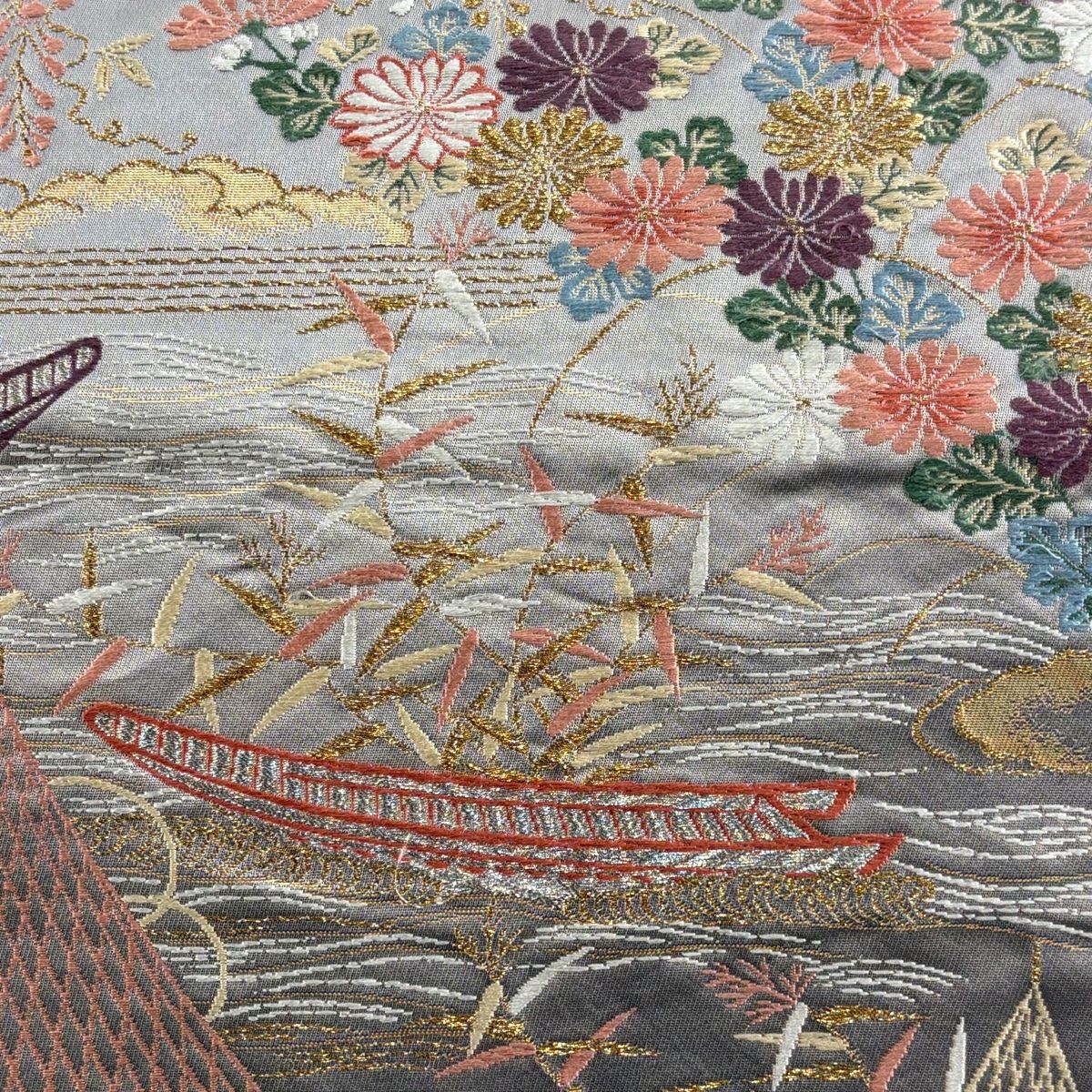袋帯 秀品 草花 舟 刺繍 金糸 灰色 六通 正絹 【中古】 - メルカリ