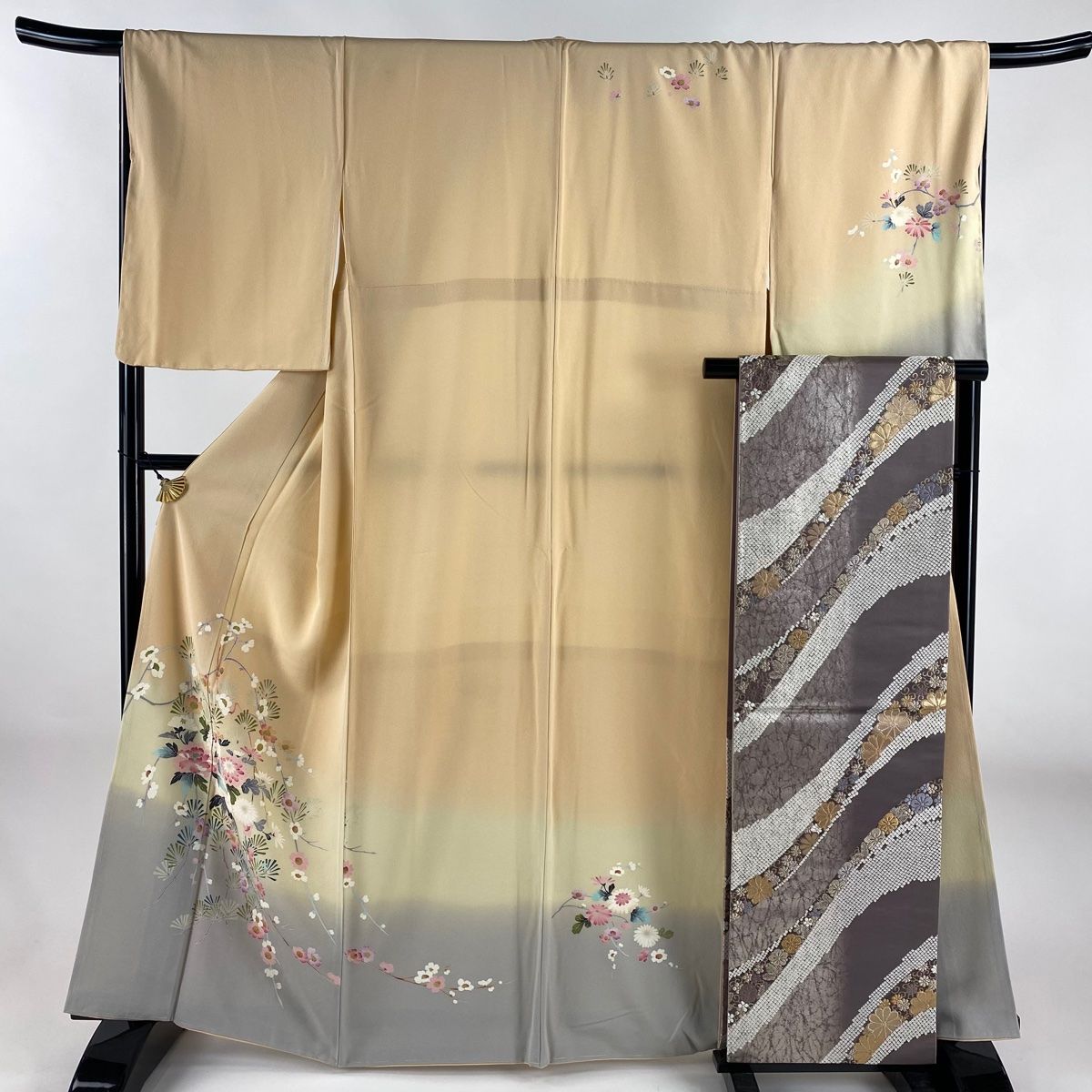 付下げ 身丈163cm 裄丈67.5cm L 袷 袋帯セット 枝花 牡丹 染め分け ぼかし 薄オレンジ 正絹 秀品