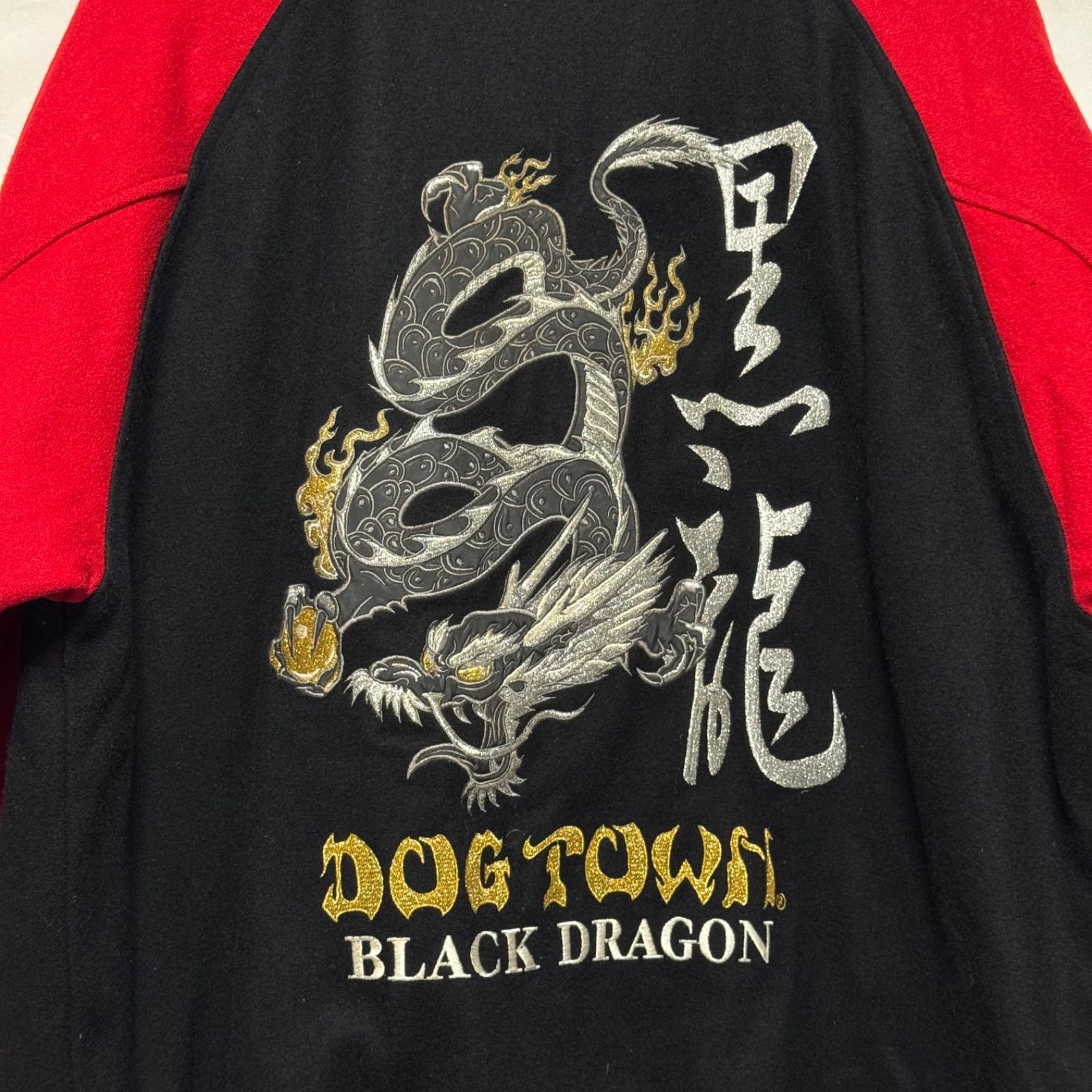 トレンド【DOG TOWN ドッグタウン 【商品名】archive 黒龍/ロゴ