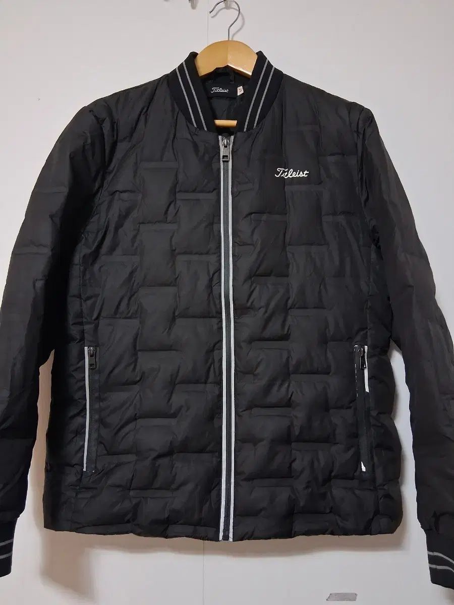 Titleist タイトリスト ブラック ダウン アウター