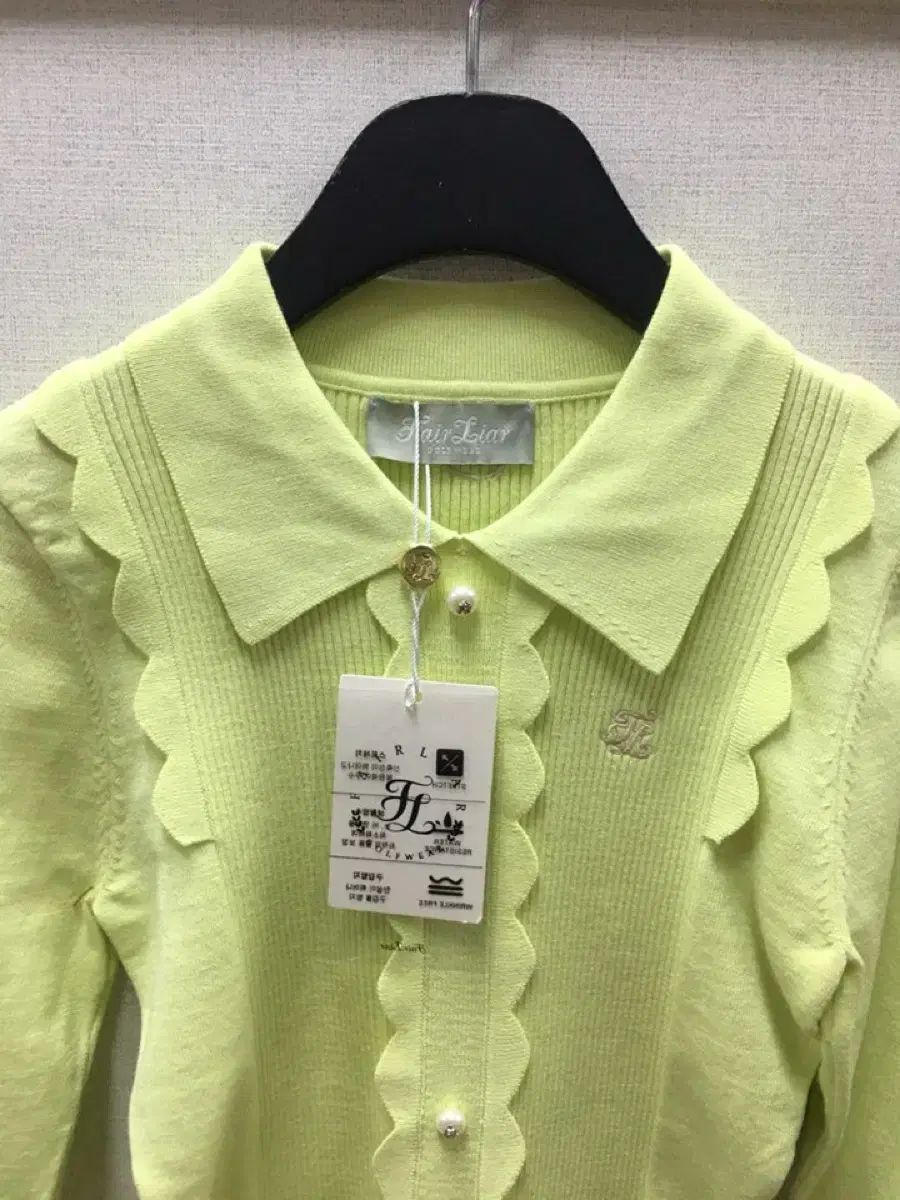 フェアライアー ライム色 KARA カラ パール カーディガン ゴルフ 21年式