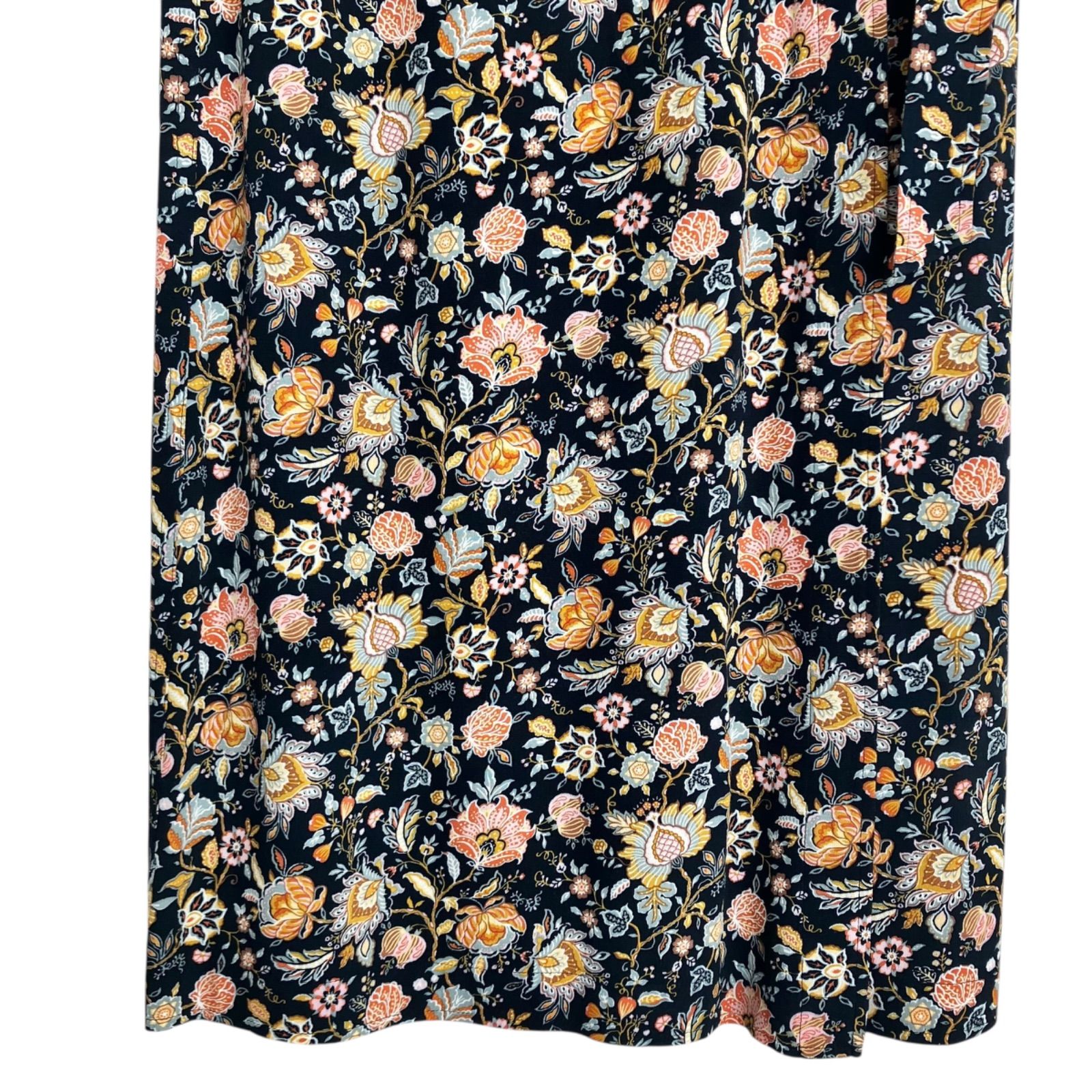 THE SHINZONE ORIENTAL FLOWER WRAP SKIRT 34 ブラック 黒 花柄 シンゾーンオリエンタルフラワー ラップスカート 巻きスカート 24SMSSK05 GULLKHAN_COM