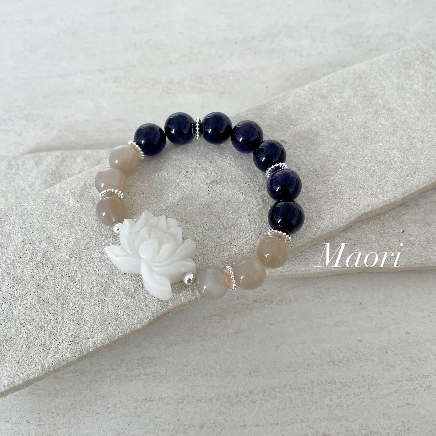 愛と癒しと直感を導く蓮のブレスレット＊ジェード 蓮 × グレームーンストーン × アメジスト 天然石ブレスレット