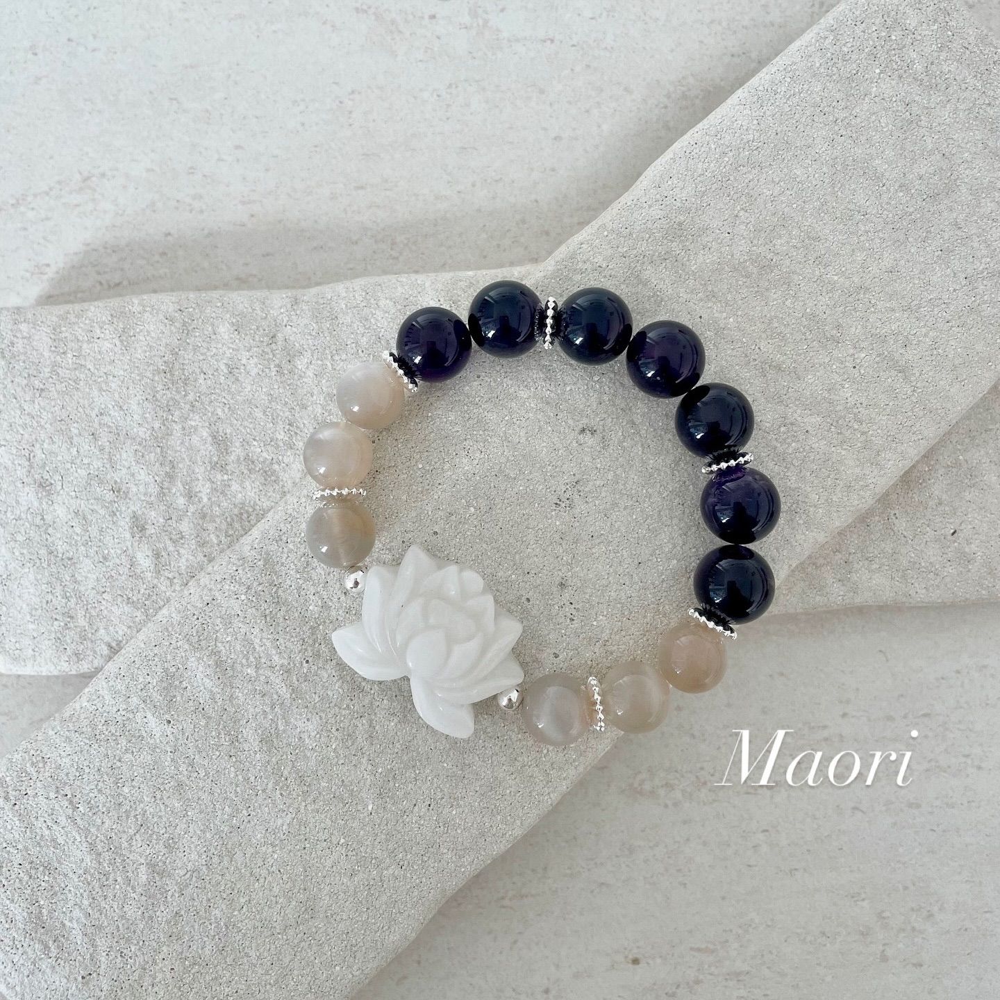 愛と癒しと直感を導く蓮のブレスレット ジェード 蓮 × グレームーンストーン × アメジスト 天然石ブレスレット