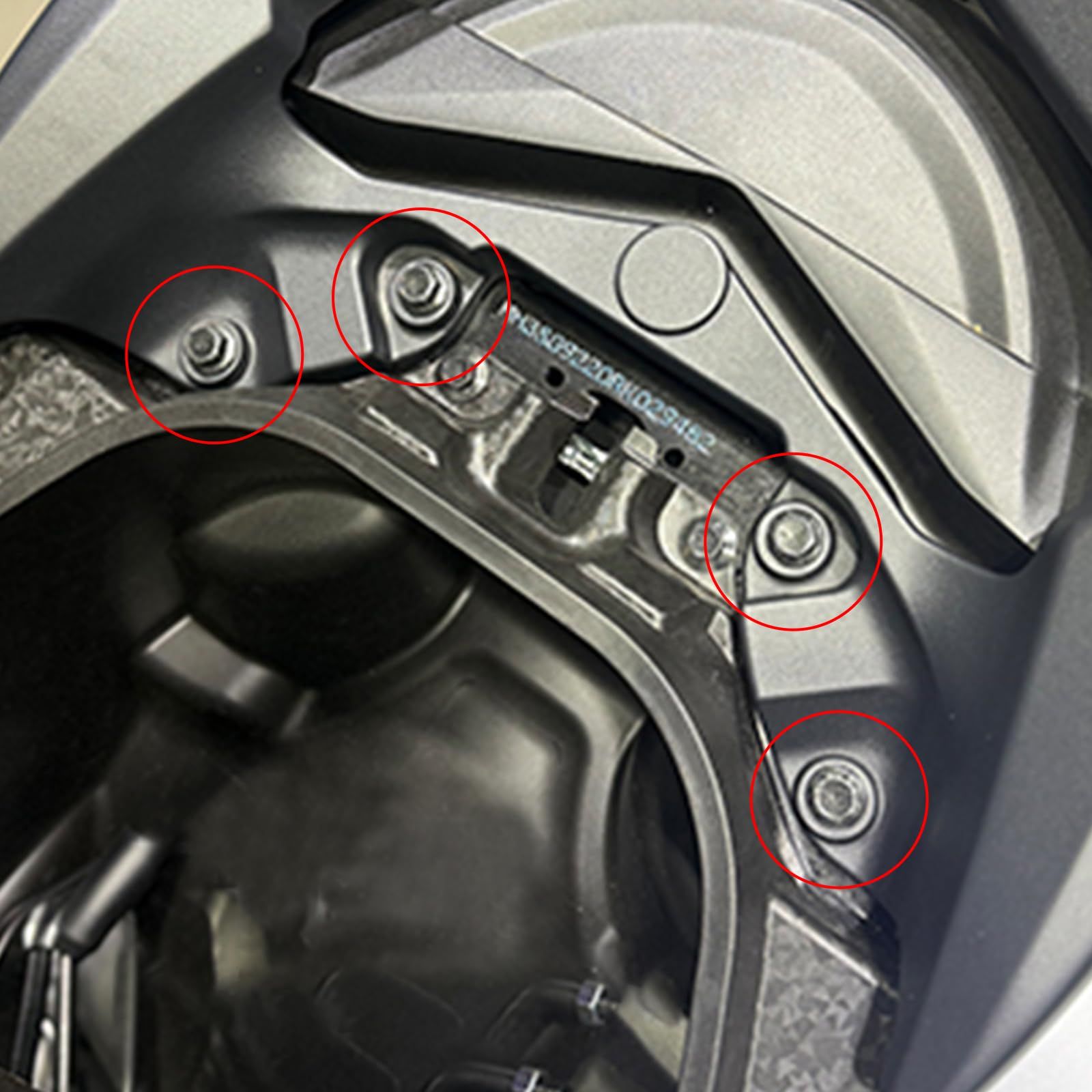 NMAX125 NMAX155 式対応 リアキャリア バイク用キャリア 荷台 アルミ合金製 耐荷重15kg リアボックス 荷台 カスタムパーツ FFCRYSTALESIA_COM