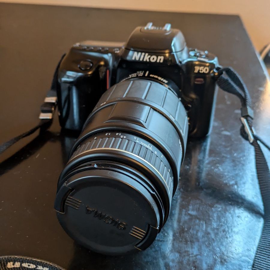 H2 Nikon F50一眼レフカメラ レンズ付き　動作未確認ジャンク H2 Nikon F50一眼レフカメラ レンズ付き 動作未確認ジャンク