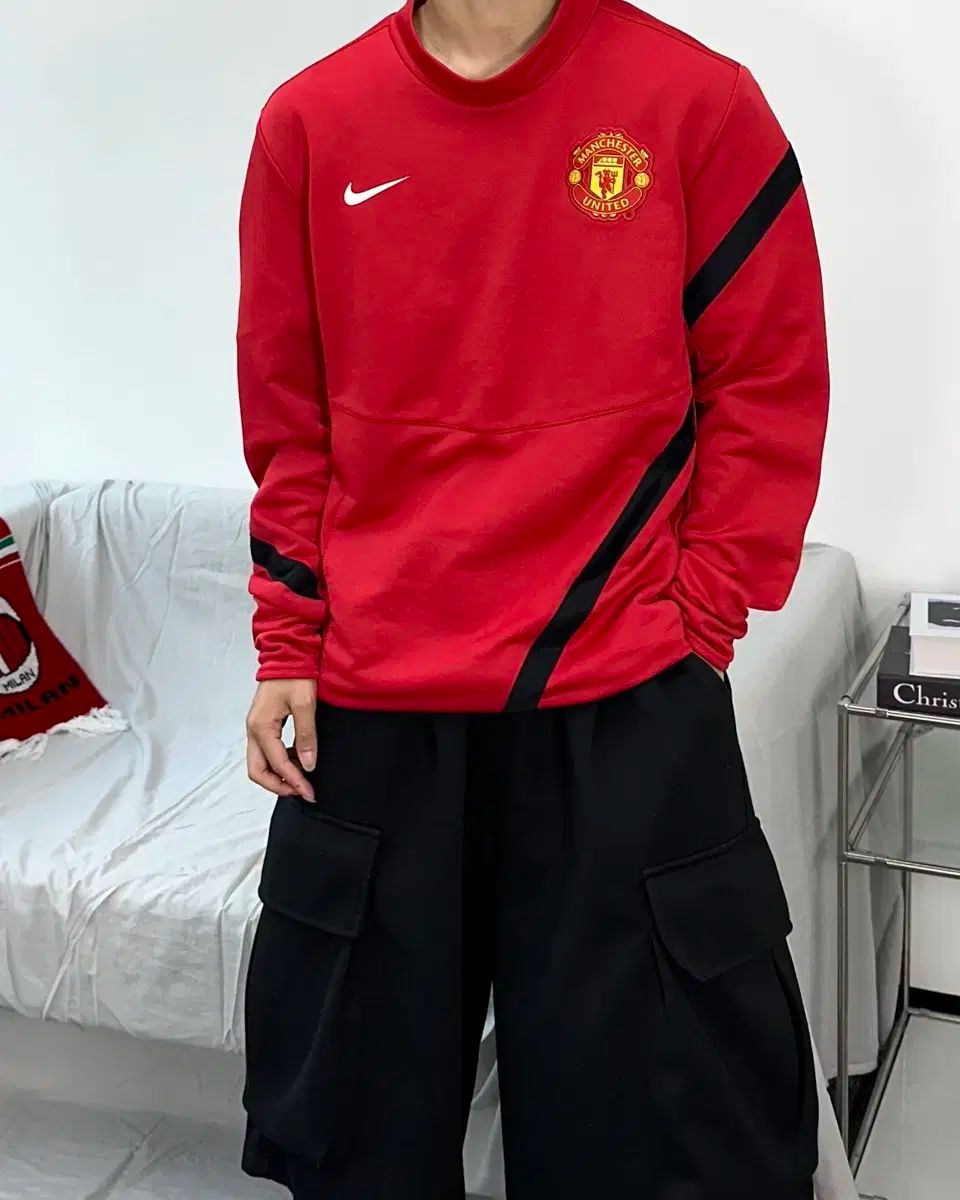 【最短翌日配送】 NIKE マンチェスター ユナイテッドFC トレーナー トップス M 手袋