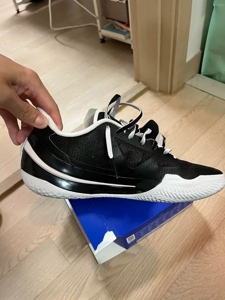 LI NING リーニン バスケシューズ REN 5 v 2