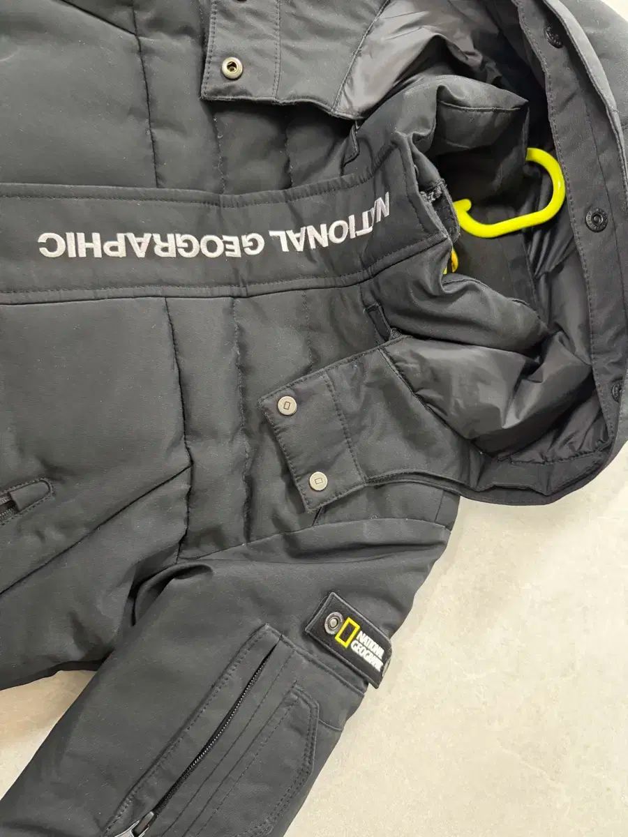 ダウンジャケット