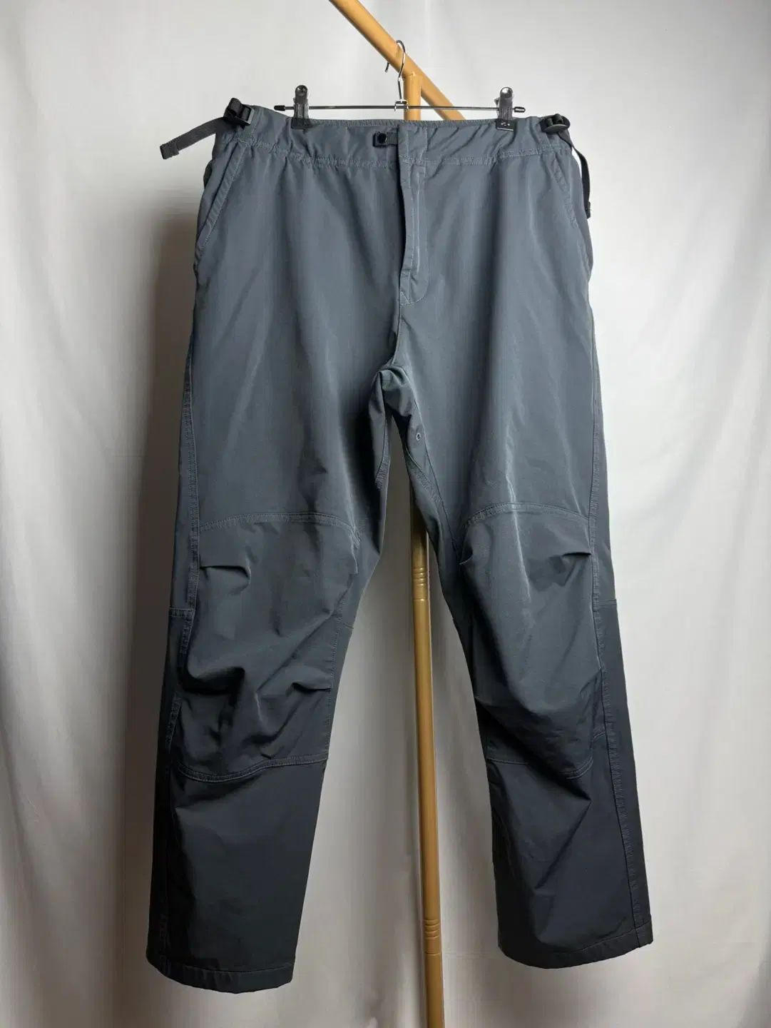 32 ストーンアイランド ステリーナ ガーメント ダイド チノパンツ