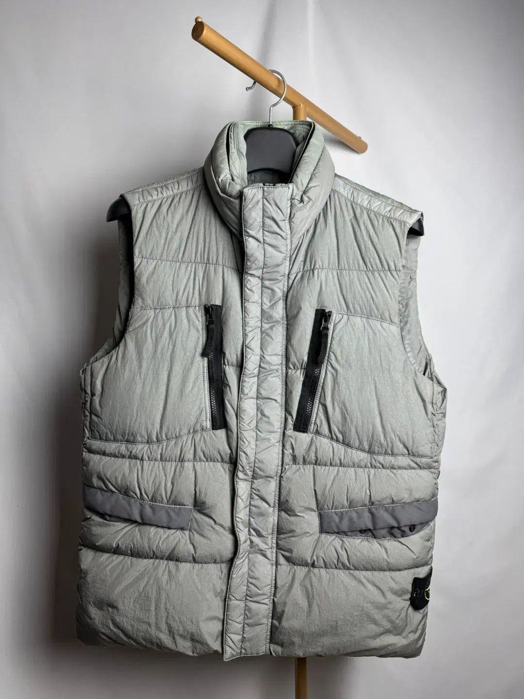 L ストーンアイランド ガーメントダイング クリンクルレップス ダウンベスト