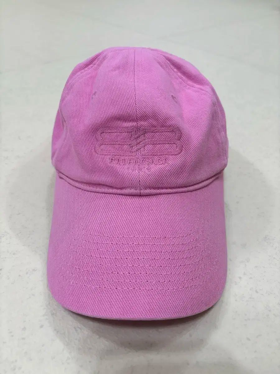 L 59 バレンシアガ BB Paris ベースボールキャップ ピンク