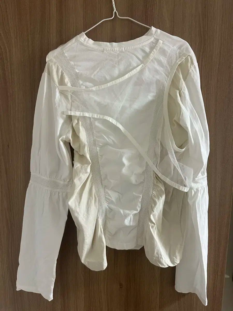 オホス メッシュ バンド ロングスリーブ 白