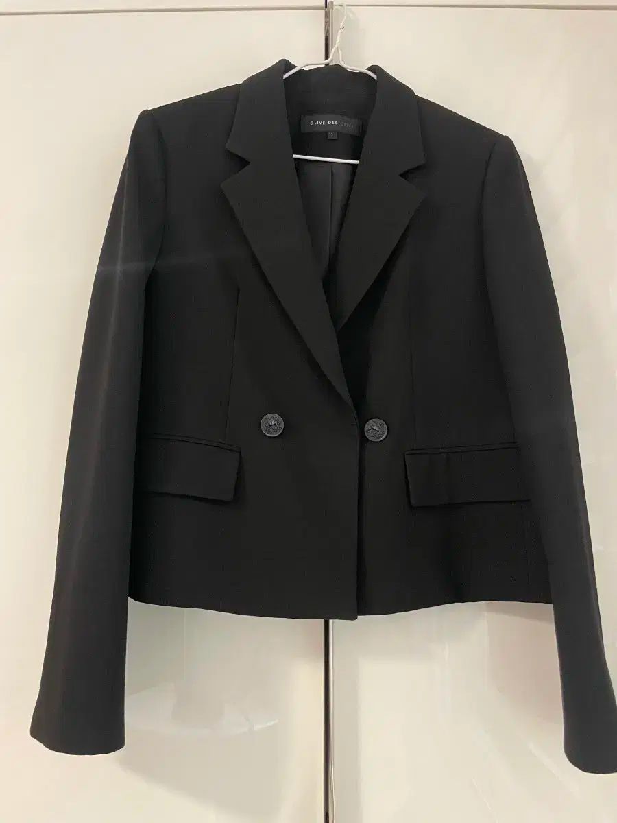 OLIVE des OLIVE ブラック ジャケット - ズボン セット 55|S サイズ