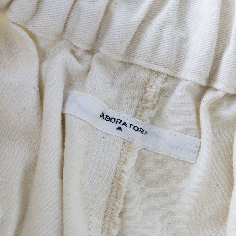 ラボレイトリー Laboratory アノニマス カンフーパンツ F キナリ コットン タック テーパード イージー ゴム 2400014658552 DECORATOM_COM_BR