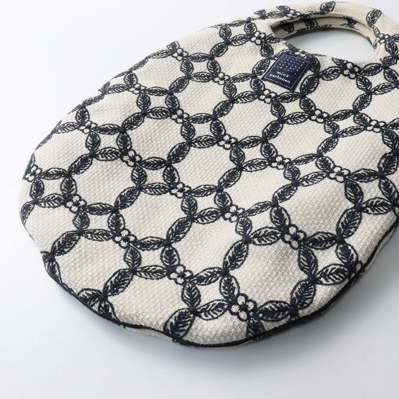 ミナペルホネン mina perhonen hanaha egg bag 刺繍 エッグバッグ 