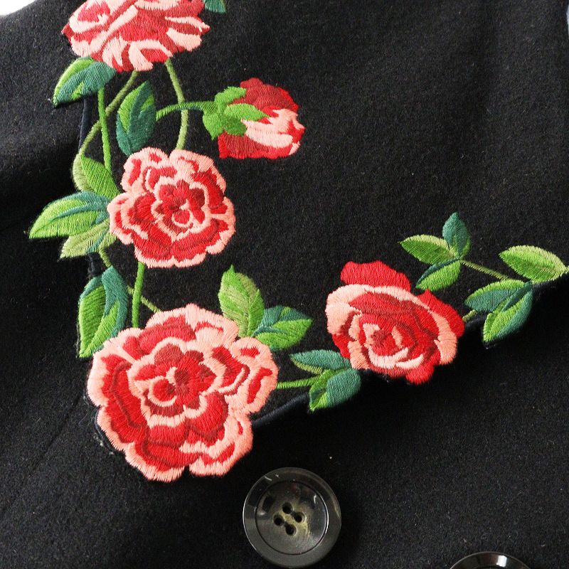 ロイスクレヨン Lois CRAYON 2016年受注コート アガサ フラワー刺繍