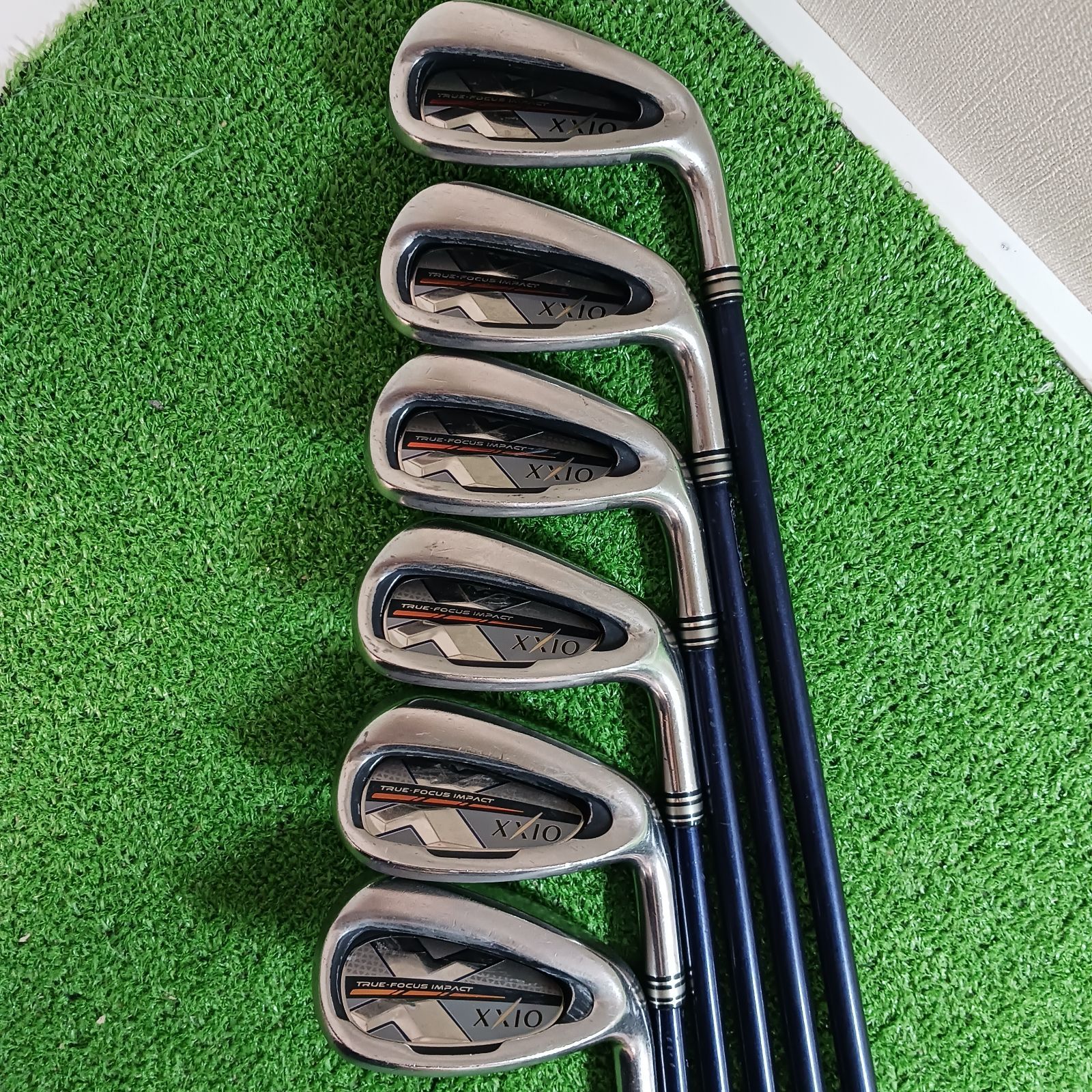 ゼクシオ 10代目 スチールシャフト レフティ アイアン7本セット メンズ