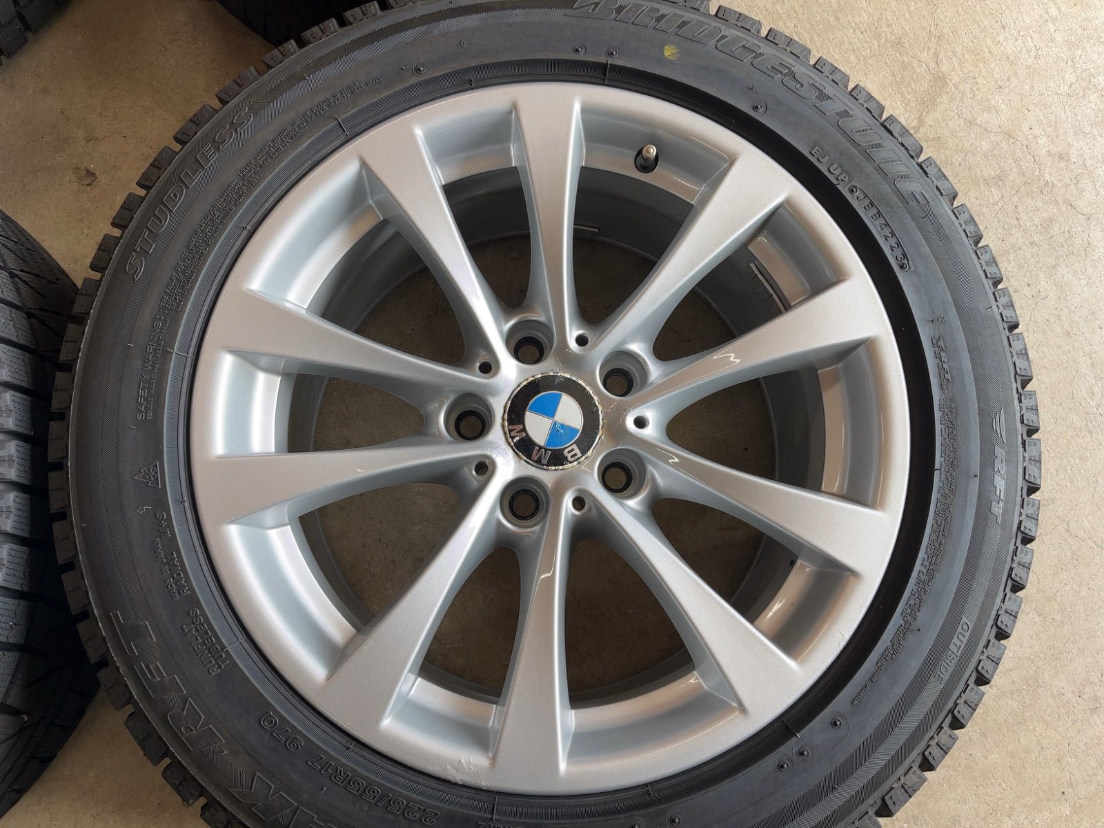 BMW F34 グランツーリスモ 純正品 BS RFT 2025年製 バリ山 17インチ 4本セット