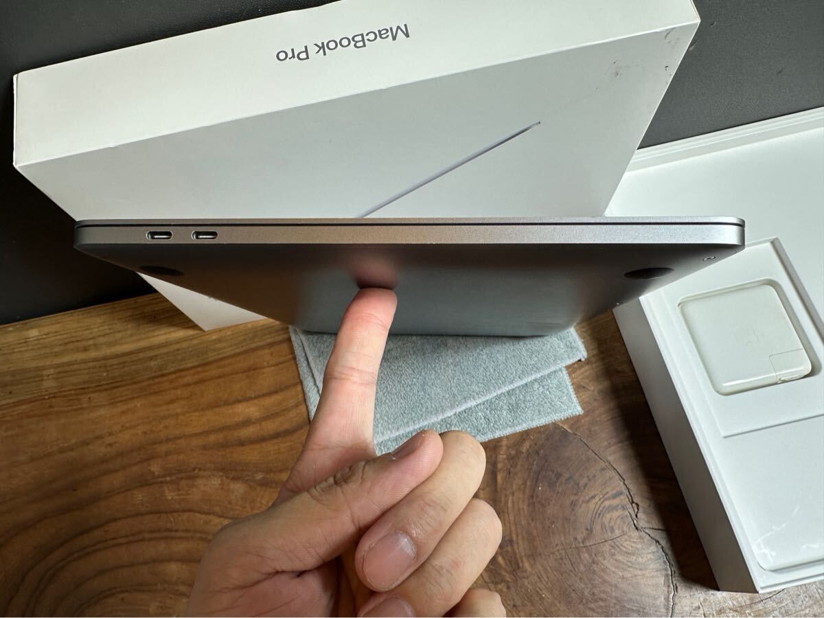 掛け軸 高倉観崖 赤達磨 紙本 希少 軸装 茶道具 掛軸 美品 です。 茶器