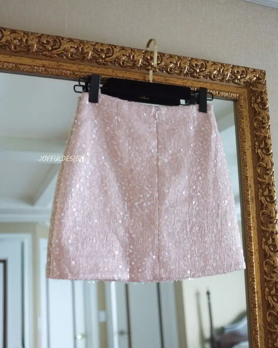  ジョイフルデザイン 後ろ姿 Spangle Pants SK ピンク S その他 ミニスカート