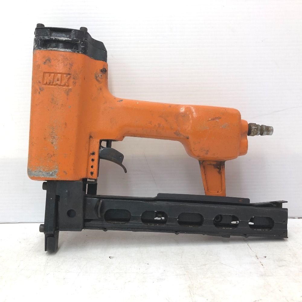 MAX マックス 4×32mm 常圧釘打機 ステープル用エアタッカ 4MAステープル対応 本体のみ TA-52 432MA