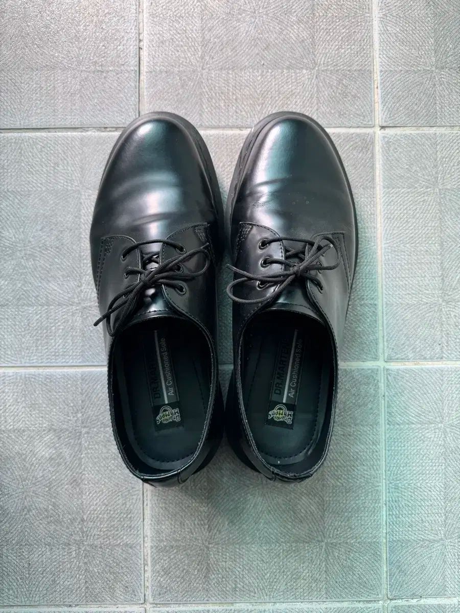 DR. MARTENS ドクターマーチン 1461モノ ブラック 250