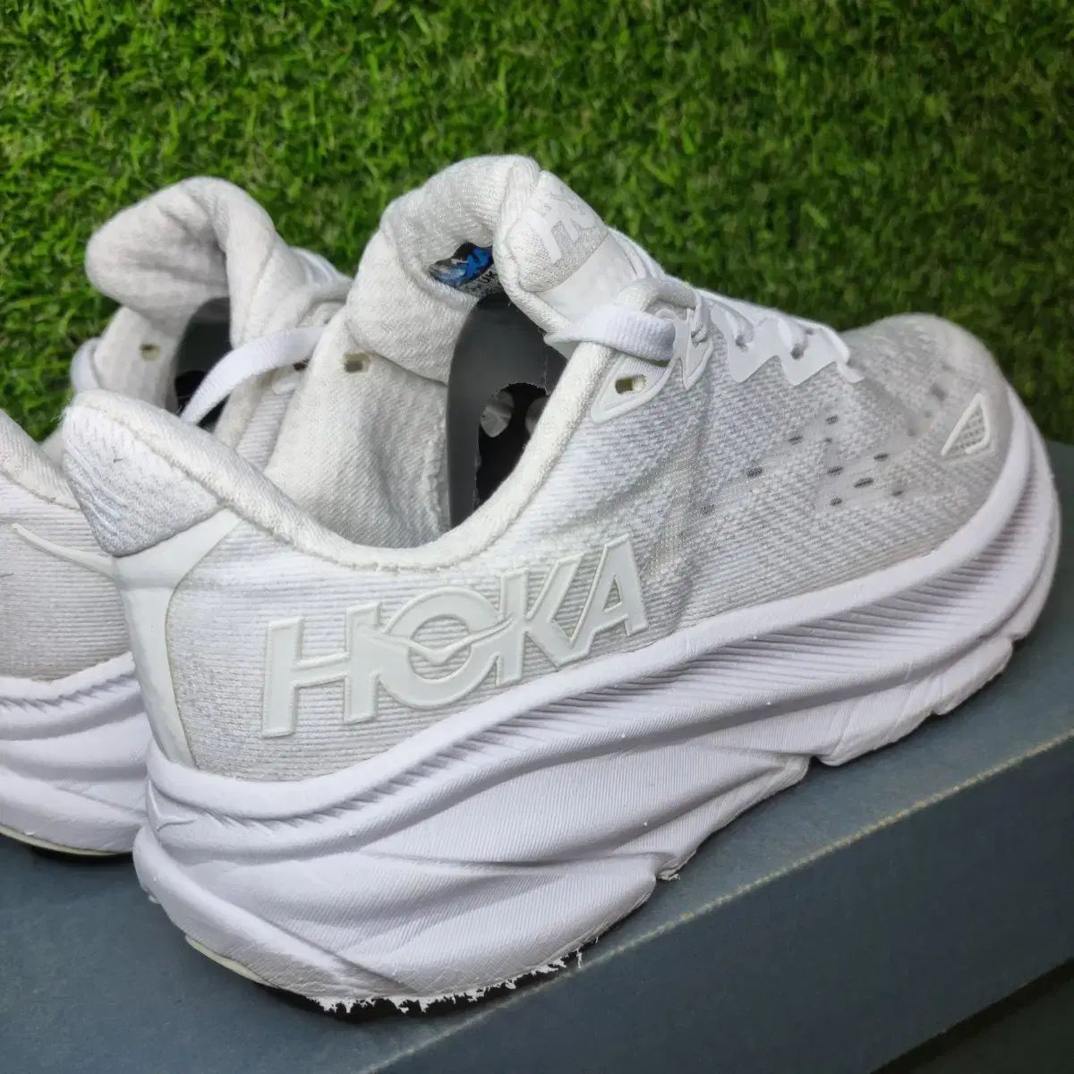 ホカ クリフトン9 スニーカー 230