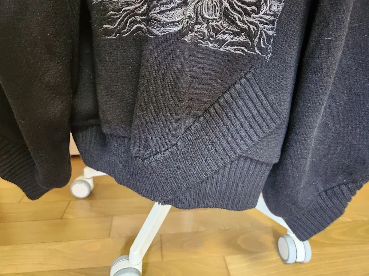 SONGZIO ソンジオメンズ ブラック 刺繍 ニット