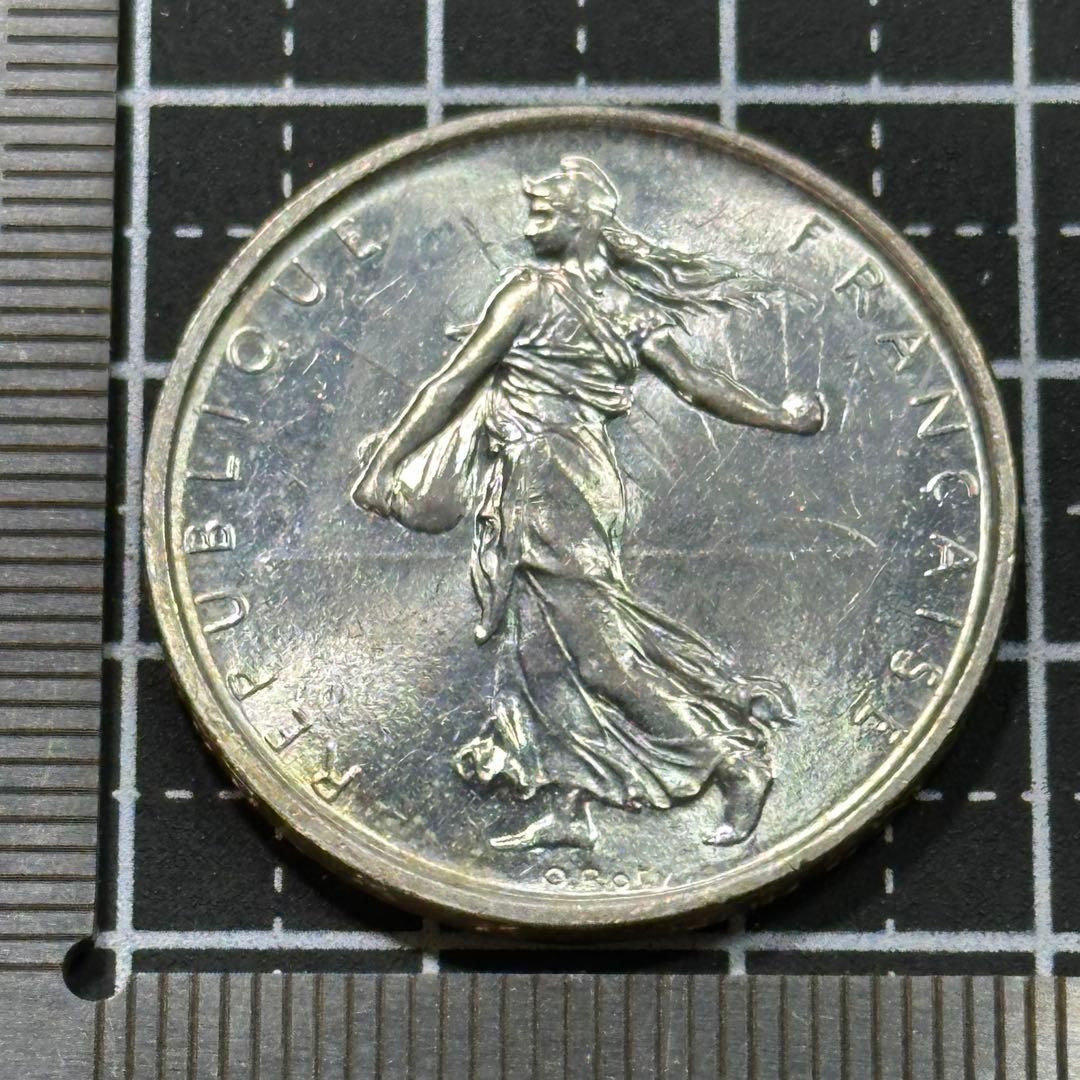 銀貨】1964年 フランス 5フラン「セミン女神」 UNC 美品／ラ・セミーズが歩むフランスの繁栄 242 - メルカリ