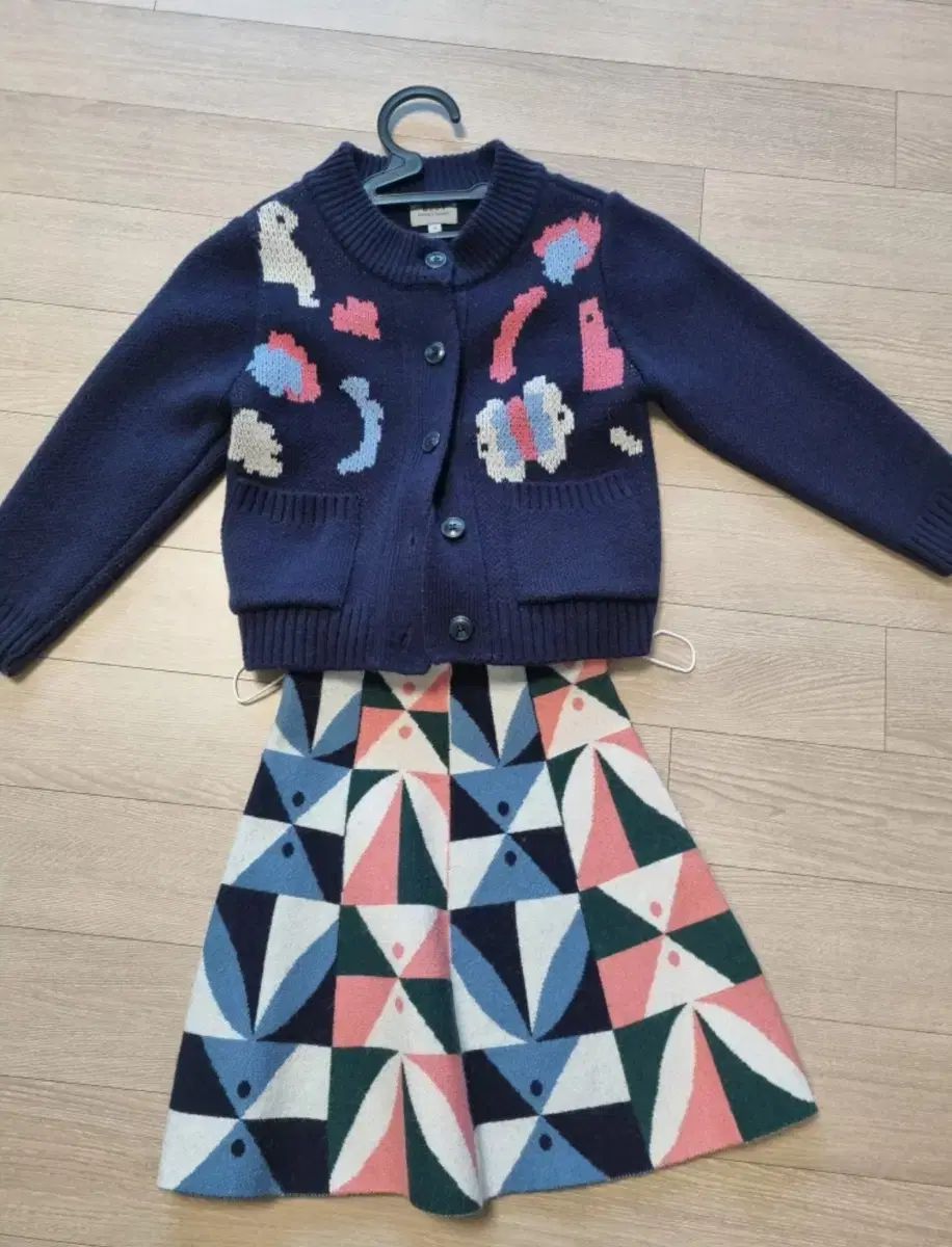 빈(been) カーディガン スカート セット (冬用) 110/120