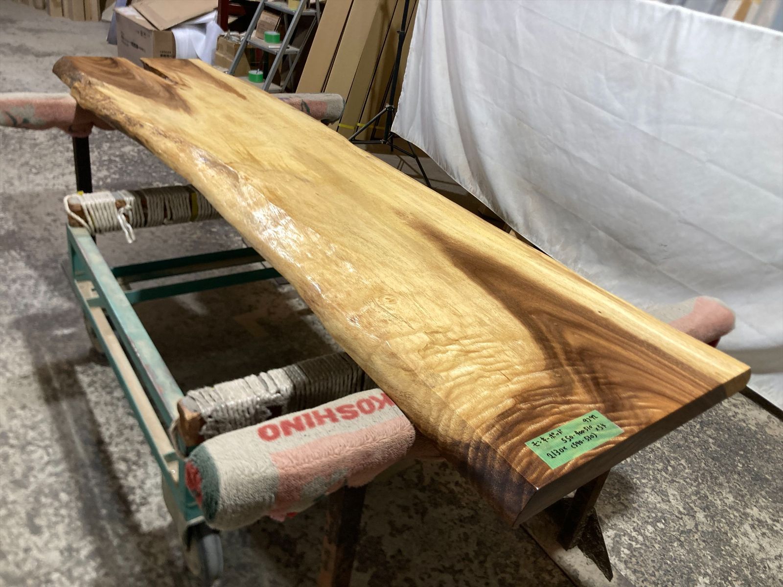 モンキーポッド9292 一枚板無垢 乾燥材 2130ｘ550-400-510ｘ54mm カウンター センターテーブル 内装 棚 店舗 住宅 インテリア マンション