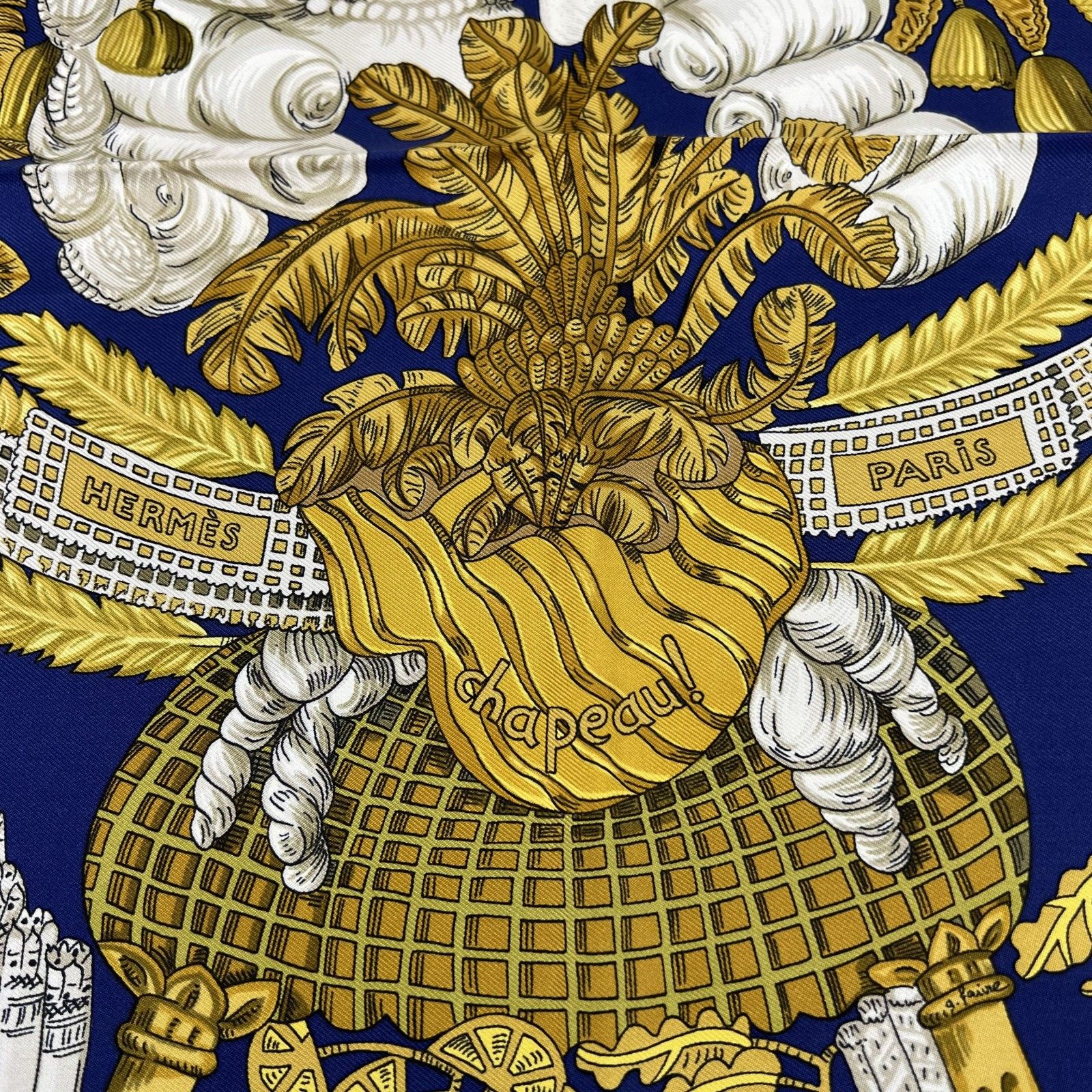 HERMES エルメス カレ90 chapeau! 帽子 脱帽 シルク ネイビー ゴールド マルチ ブランド小物 ヴィンテージ レディース ユニセックス ABランク 鑑定済