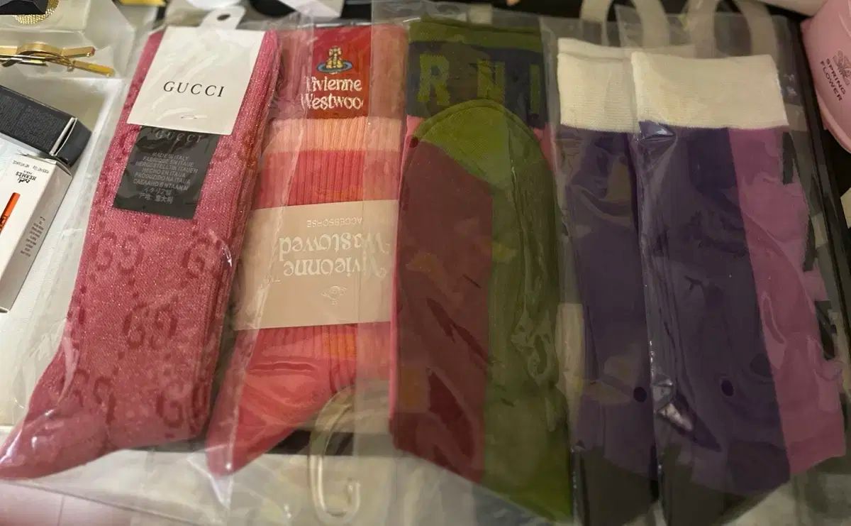 ヴィヴィアン ウエストウッド マルニ グッチ靴下 セット