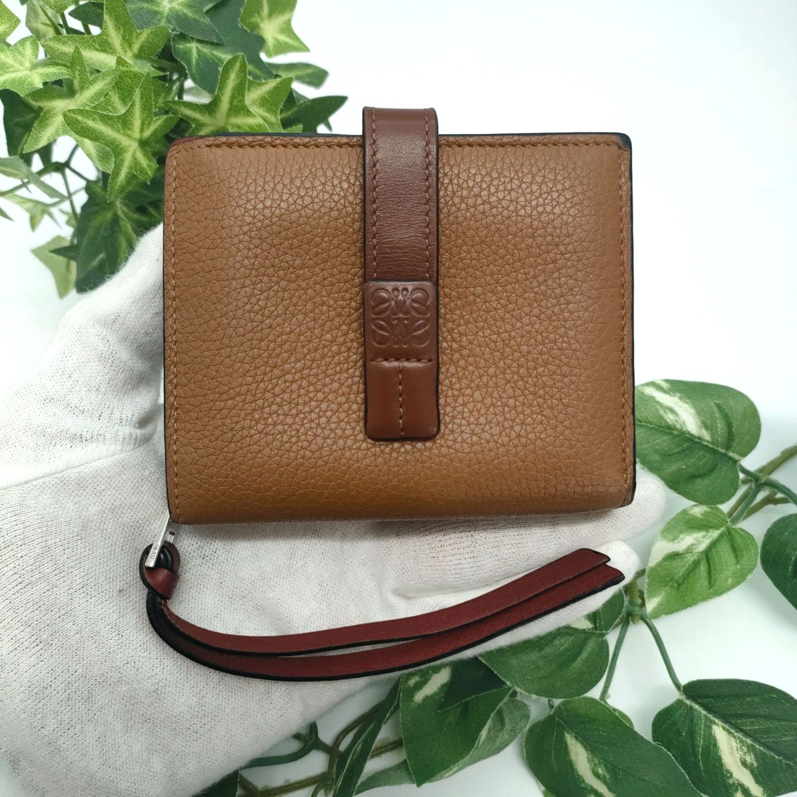 ホ*ト様 ロエベ アナグラム コンパクトジップウォレット ロエベ】コンパクト ジップ ウォレット カーフスキン (LOEWE