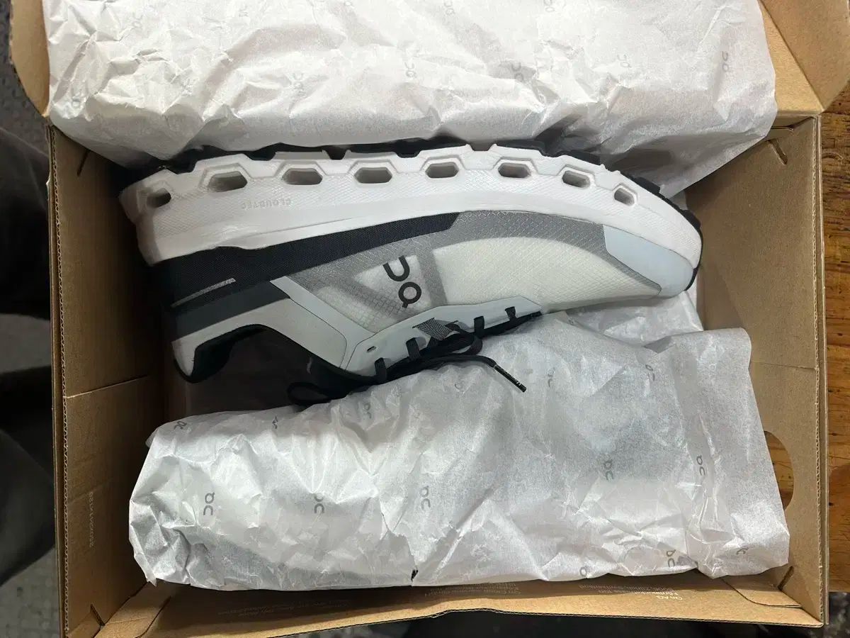 単ランニング クラウドヴィスタ2 29.5サイズ OLIVEOS_COM_TR