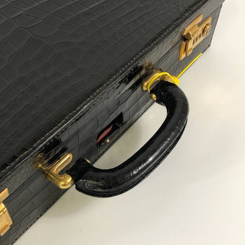 希少品 テストーニ クロコダイル アタッシュケース ブリーフケース