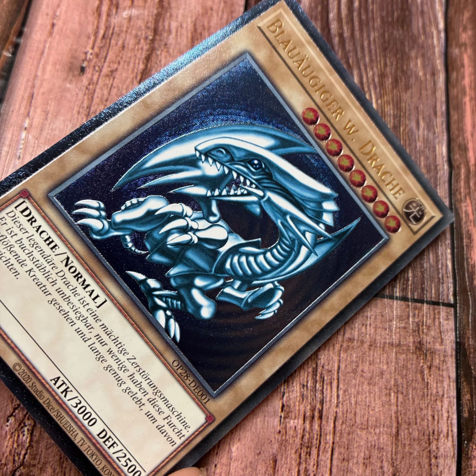 遊戯王 ドイツ版 EU版 青眼の白龍 OTS28 レリーフ - メルカリ