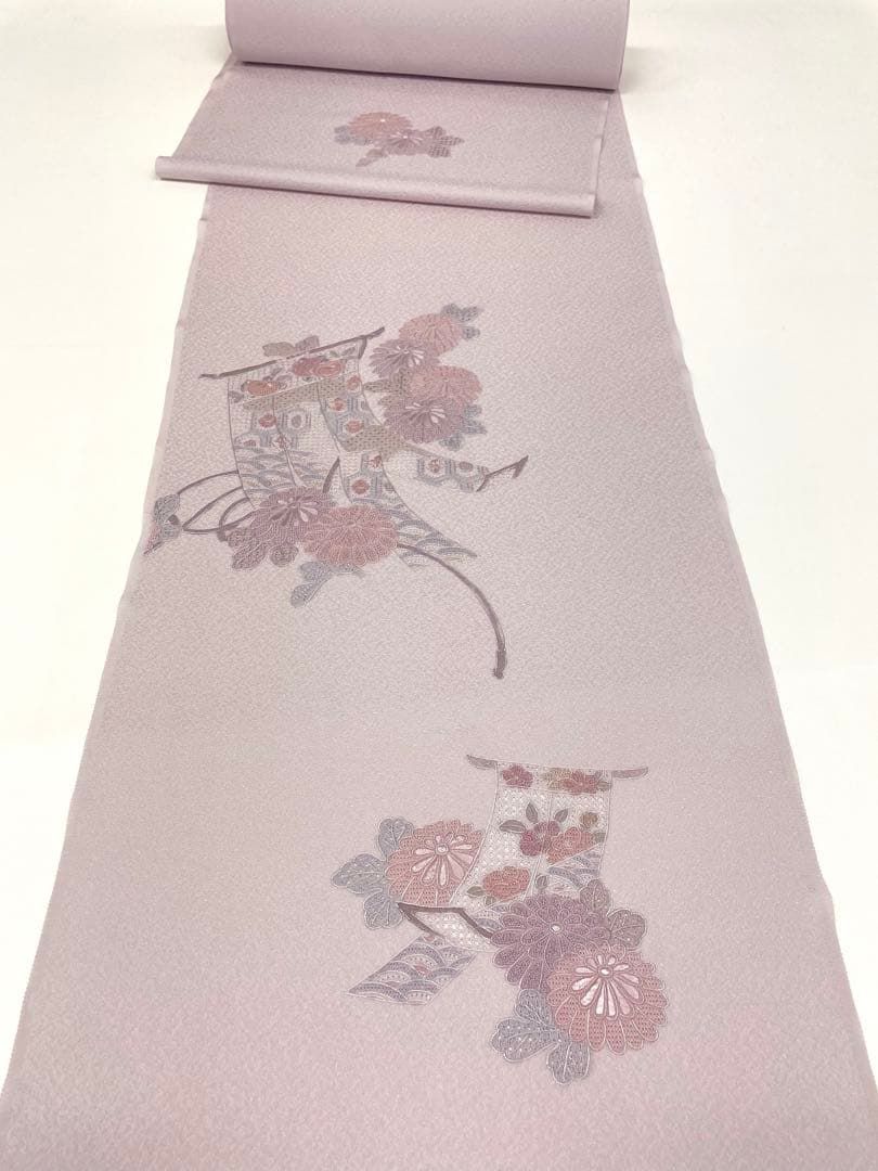 付け下げ 刺繍 紋意匠 正絹 反物 付け下げ 蘇州刺繍 汕頭刺繍 相良刺繍 紋意匠 正絹 反物 - メルカリ