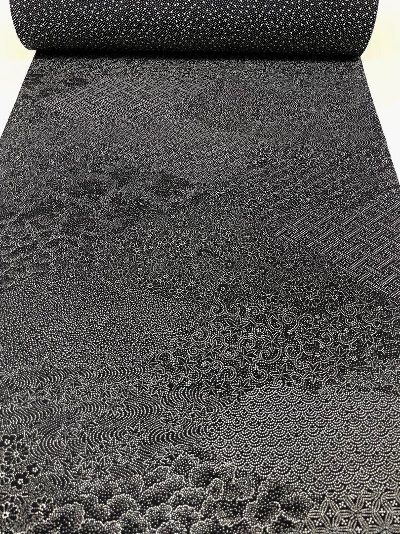 両面染小紋 裂取×桜あられ 伊勢型 共八掛 正絹 反物 - メルカリ