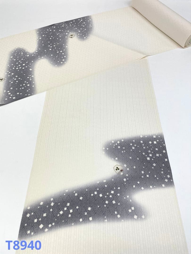 付け下げ 紋意匠 刺繍 正絹 反物 T8940 - メルカリ