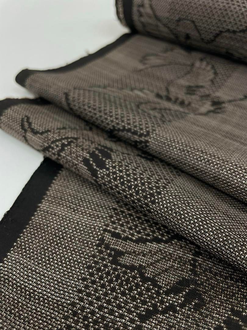 反物　本場　奄美大島紬　絹100% 反物 本場 奄美大島紬 絹100% 本場奄美大島紬 アンサンブル反物 絹100