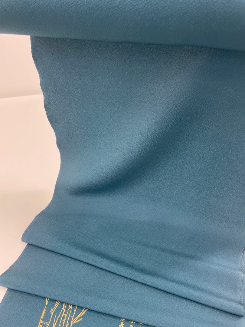 色無地 堅牢染 白樺染 草木染 共八掛 御召茶色 正絹 反物 - メルカリ